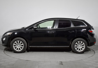 Подержанный автомобиль Mazda CX-7 2011 года (8 фото)