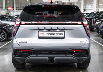 Подержанный автомобиль Geely Atlas 2024 года (7 фото)