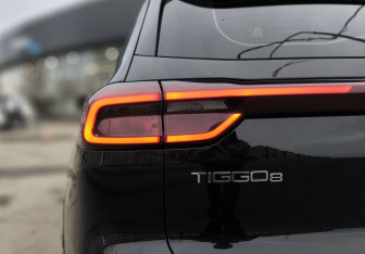 Подержанный автомобиль Chery Tiggo 8 2023 года (7 фото)