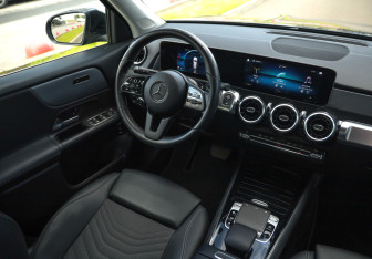 Подержанный автомобиль Mercedes-Benz GLB 2020 года (10 фото)