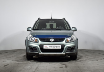 Подержанный автомобиль Suzuki SX4 Hatchback 2012 года (2 фото)