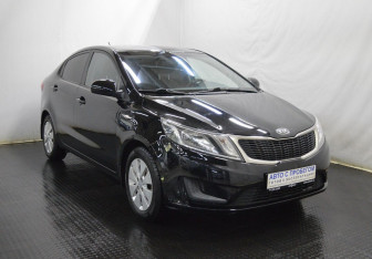 Подержанный автомобиль Kia Rio Sedan 2013 года (3 фото)