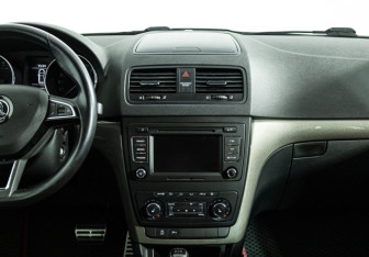 Подержанный автомобиль Skoda Yeti 2014 года (14 фото)