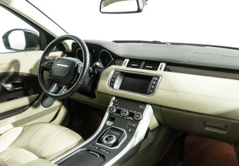 Подержанный автомобиль Land Rover Range Rover Evoque 2018 года (9 фото)