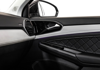 Подержанный автомобиль Jetta VS7 2024 года (14 фото)