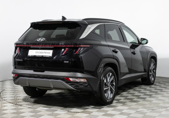 Подержанный автомобиль Hyundai Tucson 2021 года (5 фото)
