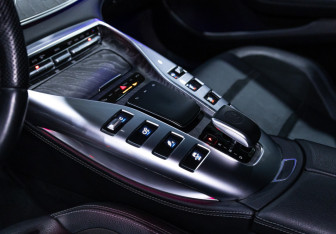 Подержанный автомобиль Mercedes-Benz AMG GT Liftback 2019 года (26 фото)