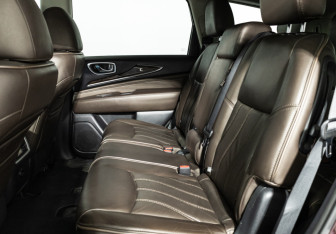 Подержанный автомобиль Infiniti QX60 2014 года (10 фото)