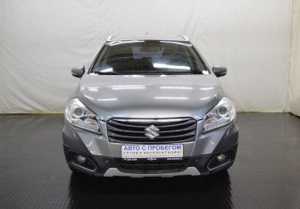 Подержанный автомобиль Suzuki SX4 Hatchback 2014 года (2 фото)