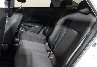 Подержанный автомобиль Hyundai Solaris Sedan 2017 года (10 фото)