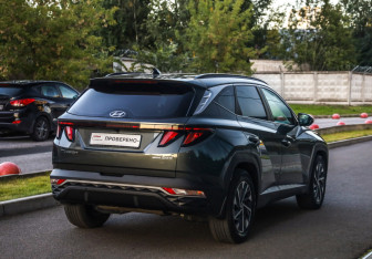 Подержанный автомобиль Hyundai Tucson 2022 года (6 фото)