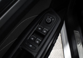 Подержанный автомобиль Volkswagen Atlas 2021 года (10 фото)