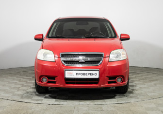 Подержанный автомобиль Chevrolet Aveo Sedan 2008 года (2 фото)