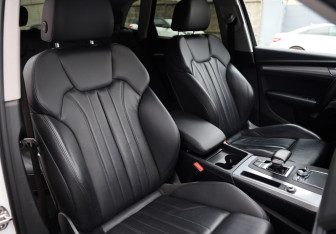 Подержанный автомобиль Audi Q5 2017 года (27 фото)