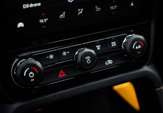 Подержанный автомобиль Ford Ranger 2024 года (24 фото)