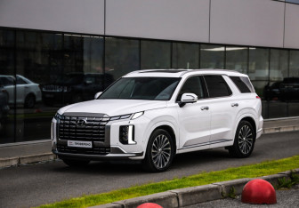 Подержанный автомобиль Hyundai Palisade 2023 года (3 фото)