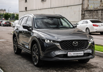 Подержанный автомобиль Mazda CX-5 2024 года (5 фото)