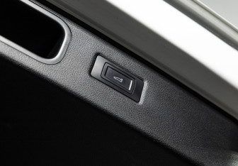 Подержанный автомобиль Voyah Free 2023 года (25 фото)