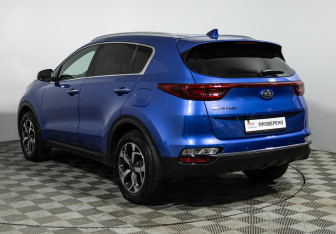 Подержанный автомобиль Kia Sportage 2021 года (7 фото)