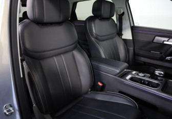 Подержанный автомобиль Jaecoo J7 2023 года (25 фото)