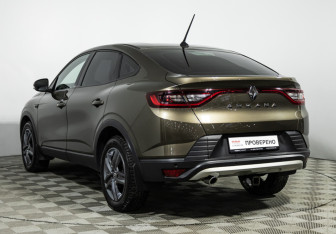 Подержанный автомобиль Renault Arkana 2021 года (7 фото)