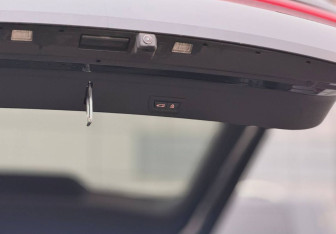 Подержанный автомобиль BMW X6 2020 года (16 фото)