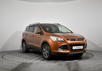 Подержанный автомобиль Ford Kuga 2014 года (3 фото)