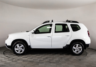 Подержанный автомобиль Renault Duster 2018 года (8 фото)