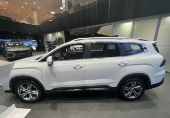 Новый Geely Okavango 2025 (4 фото)