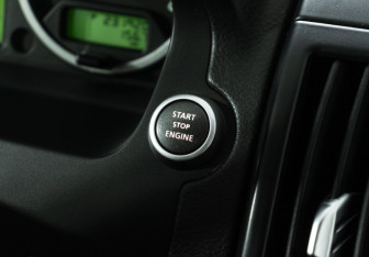 Подержанный автомобиль Land Rover Freelander 2011 года (16 фото)