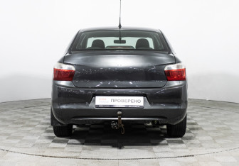 Подержанный автомобиль Citroen C-Elysee 2013 года (6 фото)