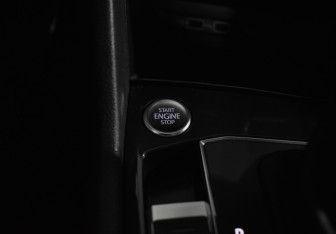 Подержанный автомобиль Volkswagen Tiguan 2019 года (18 фото)