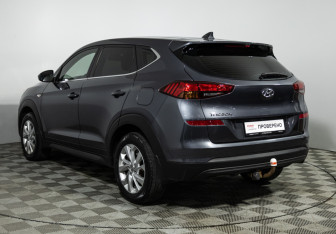 Подержанный автомобиль Hyundai Tucson 2019 года (7 фото)