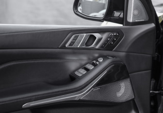 Подержанный автомобиль BMW X7 2019 года (26 фото)