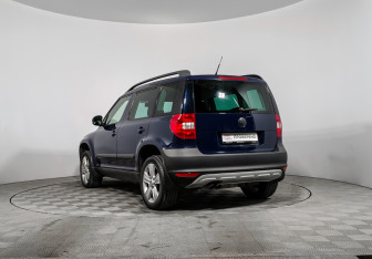 Подержанный автомобиль Skoda Yeti 2010 года (7 фото)