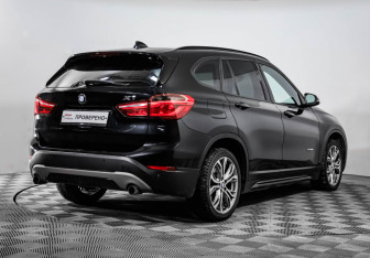 Подержанный автомобиль BMW X1 2017 года (5 фото)