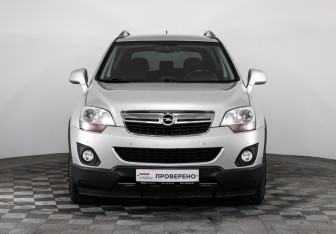 Подержанный автомобиль Opel Antara 2014 года (2 фото)