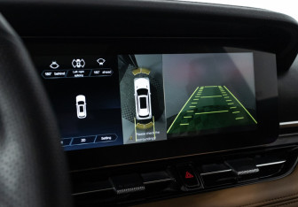 Подержанный автомобиль FAW Bestune T99 2023 года (17 фото)