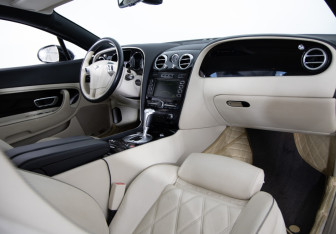 Подержанный автомобиль Bentley Continental GT Coupe 2008 года (18 фото)