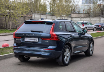 Подержанный автомобиль Volvo XC60 2021 года (6 фото)