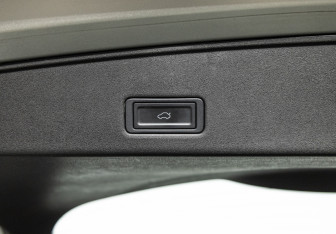 Подержанный автомобиль Omoda C5 2023 года (25 фото)