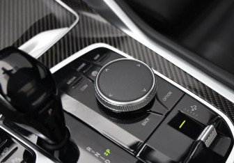 Подержанный автомобиль BMW X6 2020 года (16 фото)