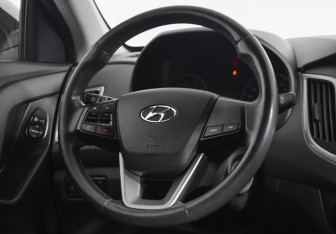 Подержанный автомобиль Hyundai Creta 2019 года (14 фото)