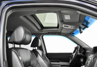 Подержанный автомобиль Honda Pilot 2008 года (20 фото)