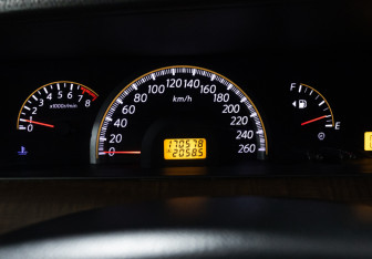 Подержанный автомобиль Nissan Teana 2006 года (12 фото)