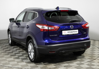 Подержанный автомобиль Nissan Qashqai 2017 года (7 фото)