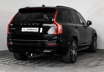 Подержанный автомобиль Volvo XC90 2021 года (6 фото)