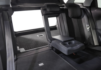 Подержанный автомобиль Peugeot 3008 2019 года (27 фото)