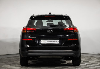 Подержанный автомобиль Hyundai Tucson 2020 года (6 фото)