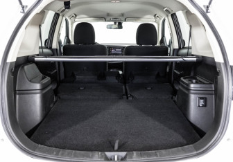 Подержанный автомобиль Mitsubishi Outlander 2018 года (18 фото)